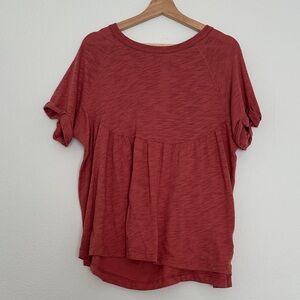 American Eagle Outfitters Red Short Sleeve Tee